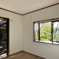 藤沢市大鋸三丁目の売買物件/洋室その1｜こちらの部屋は庭に出ることもできます