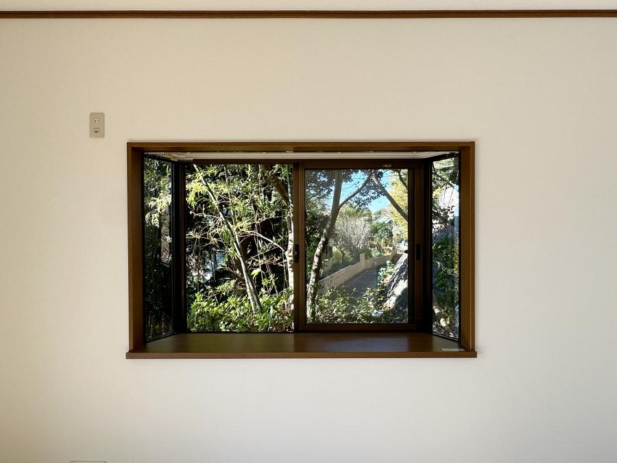 藤沢市大鋸三丁目の売買物件/洋室その2｜額縁に飾られた絵画のようです