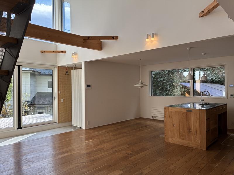 鎌倉市西御門一丁目の賃貸物件/1階のLDKは、空間を大きく使った贅沢さ