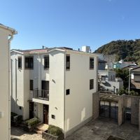 逗子市新宿二丁目の売買物件/3階から敷地内を見るとこんな感じです