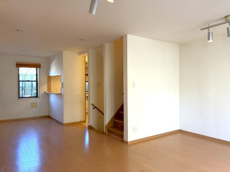 逗子市新宿二丁目の売買物件/2階のLDK