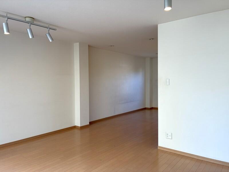 逗子市新宿二丁目の売買物件/LDK