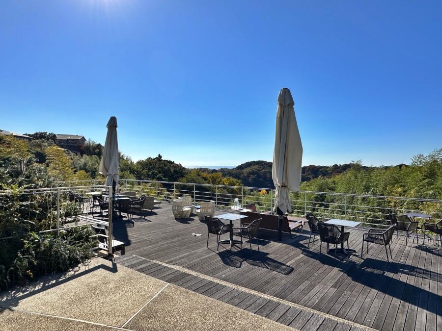 鎌倉市鎌倉山三丁目の賃貸物件/近隣情報その2｜眺望が自慢のカフェ「ル・ミリュウ」