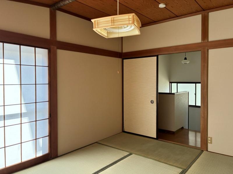 鎌倉市稲村ガ崎四丁目の賃貸物件/反対から見てみます