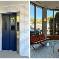 逗子市小坪四丁目の売買物件/左：エレベーター｜右：1階共用ロビー