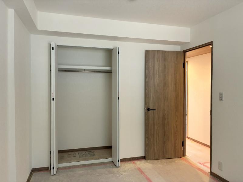 逗子市小坪四丁目の売買物件/洋室その2｜収納