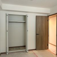 逗子市小坪四丁目の売買物件/洋室その2｜収納