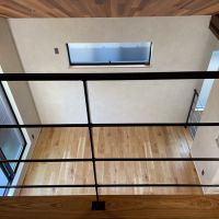 葉山町堀内の売買物件/ロフトからリビングの眺め