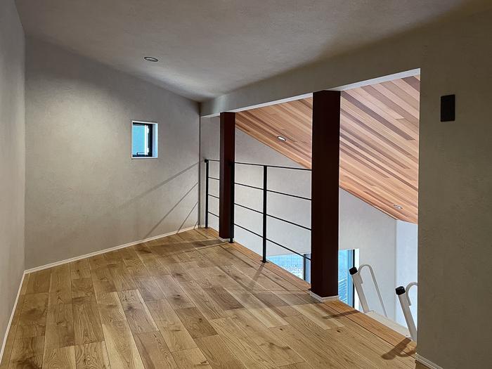 葉山町堀内の売買物件/約6.5帖あるロフトです