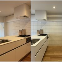 三浦郡葉山町一色の売買物件/キッチンは、背面も広々しています