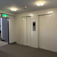 三浦郡葉山町一色の売買物件/エレベーターもあるので安心