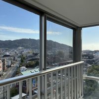 三浦郡葉山町一色の売買物件/出窓からの景色も素敵です