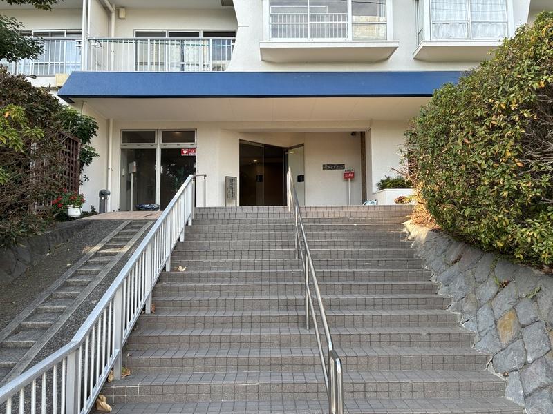 三浦郡葉山町一色の売買物件