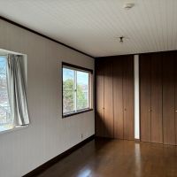 葉山町一色の賃貸物件/2階 洋室1｜窓から外を見ると、、、