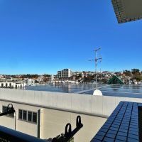 藤沢市善行坂一丁目の売買物件/バルコニーからの眺望｜この辺りは坂が多くて立体的な眺望が楽しめます