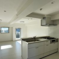 藤沢市善行一丁目の賃貸物件/キッチン｜眺望を眺めながら調理できます