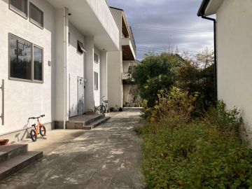 三浦郡葉⼭町堀内 の賃貸物件/住めるホワイトキューブ