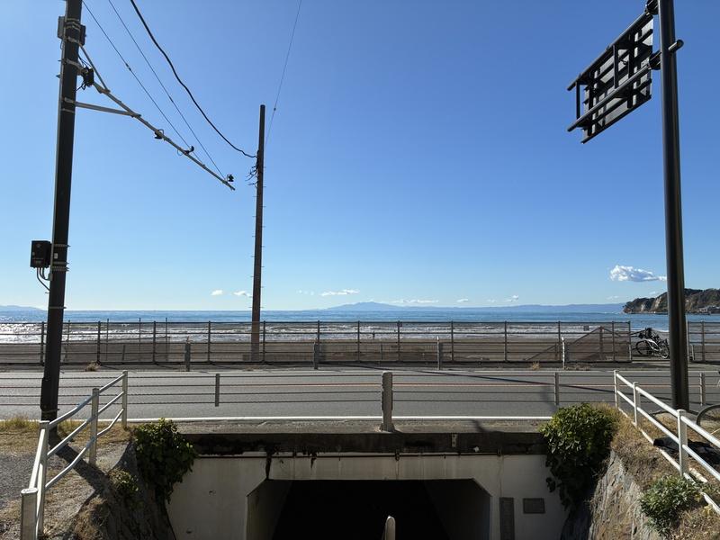 鎌倉市材木座五丁目の賃貸物件/近隣｜海までの通路は134号線の下です