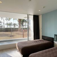 逗子市小坪五丁目の売買物件/南側洋室9.2帖│高い建物はなく、圧迫感のない眺め