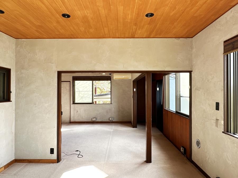 鎌倉市稲村ガ崎一丁目の賃貸物件/2階洋室｜この部屋は昔オーナーの子供のために増築した部分です