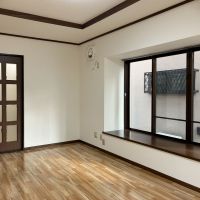 藤沢市本鵠沼二丁目の賃貸物件/洋室｜反対から見て。キッチンと洋室は空間を分けることができます。