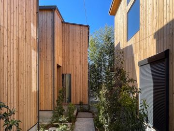 鎌倉市梶原二丁目の売買物件/杉板の森　B棟