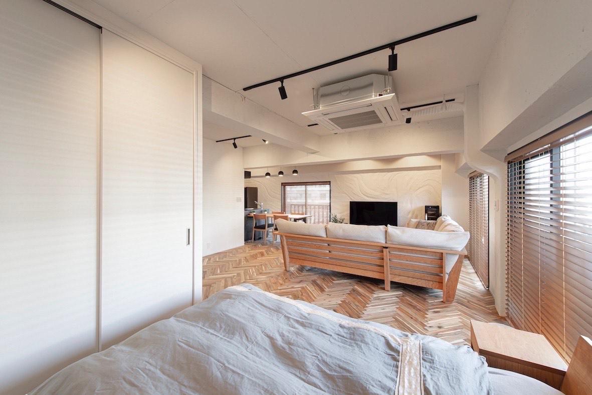 逗子市小坪五丁目の売買物件/室内の空調は大型のカセットエアコンが担ってくれます。