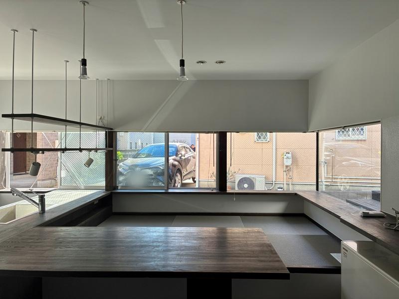 茅ヶ崎市浜竹二丁目の賃貸物件/小上がりの目線で。なんだかユニーク