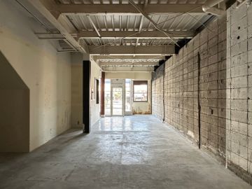 鎌倉市小町一丁目の賃貸物件/粗挽きスパイスマーケット