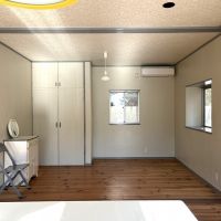 藤沢市辻堂東海岸四丁目の賃貸物件/窓が多いのも特徴です。そして天井がやや高いのも嬉しい