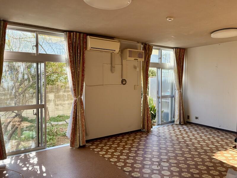 藤沢市辻堂東海岸三丁目の売買物件/1階の庭に面した洋室