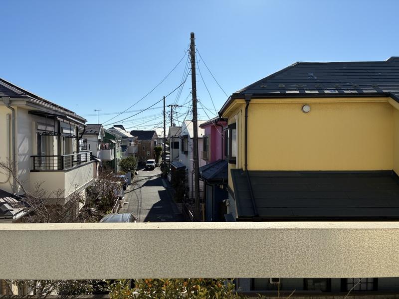 藤沢市辻堂東海岸三丁目の売買物件/2階からの眺望。ちょうど道があるため抜けている