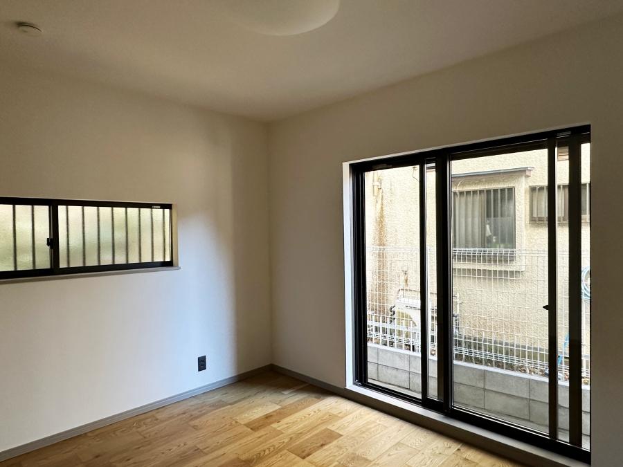 鎌倉市笛田六丁目の売買物件/1階洋室｜こちらも隣の家ビュー