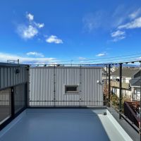 藤沢市片瀬三丁目の売買物件/ルーフバルコニー｜チラッと富士山も見えます