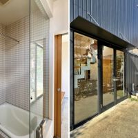 藤沢市片瀬三丁目の売買物件/左：風呂｜右：玄関前のスペース