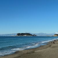 鎌倉市七里ガ浜一丁目の賃貸物件/周辺｜冬のある日。七里ガ浜の海から江ノ島と富士山がくっきりと見えました