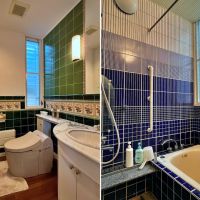 鎌倉市腰越の売買物件/左：リビング近くのトイレ｜右：1階浴室