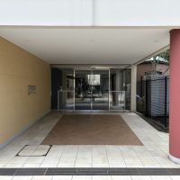 鎌倉市材木座三丁目の売買物件/マンションエントランス