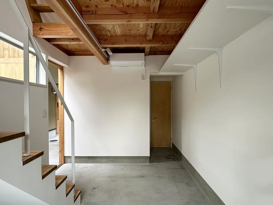 鎌倉市西御門一丁目の賃貸物件/G4の1階｜1階は全ての区画が土間。色んな使い方ができそうです