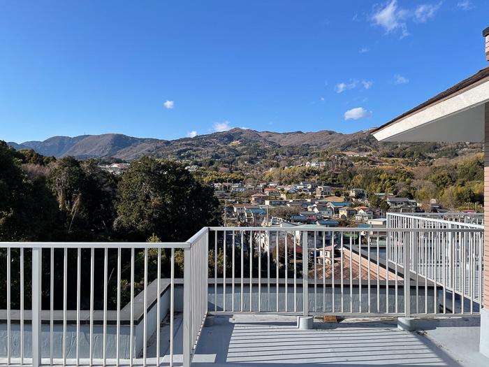 足柄下郡湯河原町吉浜の売買物件/北西は真鶴の山並み