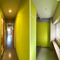 藤沢市片瀬海岸一丁目の賃貸物件/左：玄関からリビングを見る｜右：玄関の土間スペース