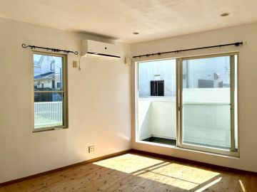 鎌倉市材木座二丁目の賃貸物件/路地の先には白い村