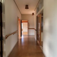 鎌倉市大船六丁目の賃貸物件/玄関から見た廊下