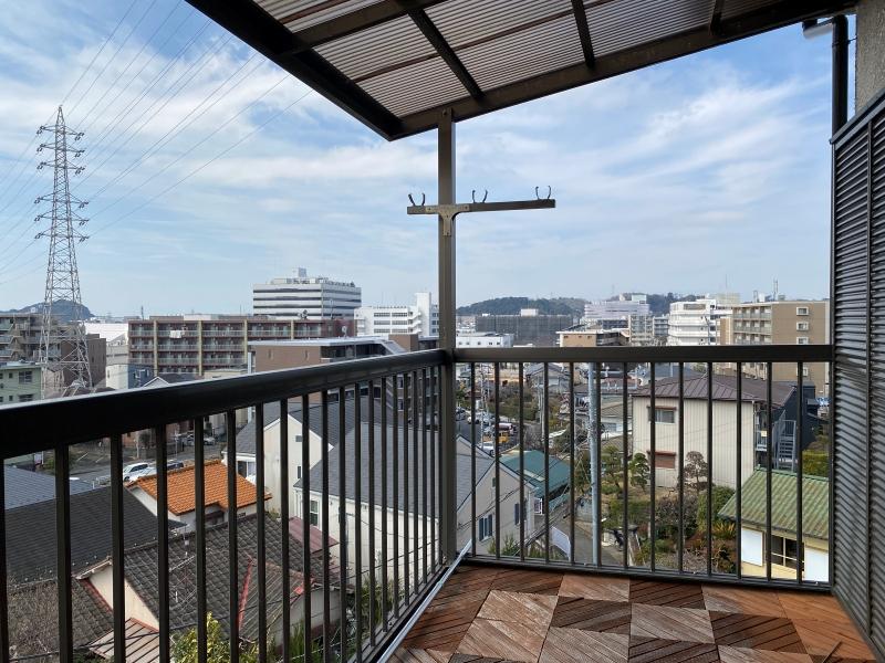 鎌倉市大船六丁目の賃貸物件/2階バルコニー│風が心地よく、洗濯物もよく乾きそう