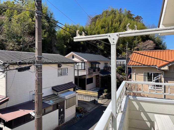 鎌倉市二階堂の売買物件/日当たりのよいバルコニー