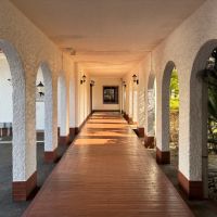 逗子市小坪五丁目の売買物件/廊下も素敵です