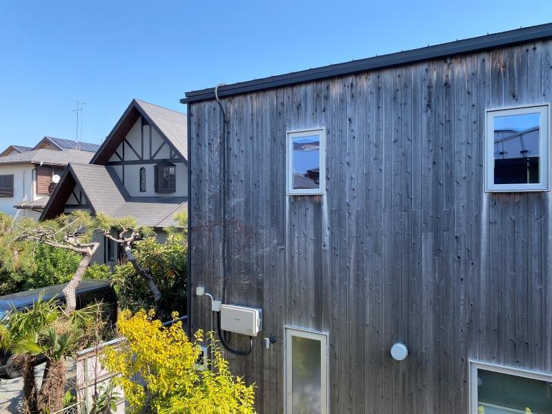 藤沢市鵠沼藤が谷三丁目の賃貸物件/#105│2階洋室からの眺め、素敵な家が並びます