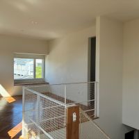 鎌倉市津の賃貸物件/2階 リビング｜階段を登るとそのままリビングが続きます