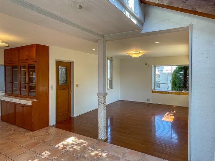 鎌倉市長谷一丁目の売買物件/リビング側