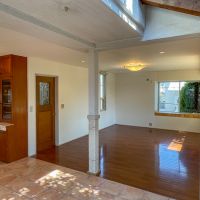 鎌倉市長谷一丁目の売買物件/リビング側